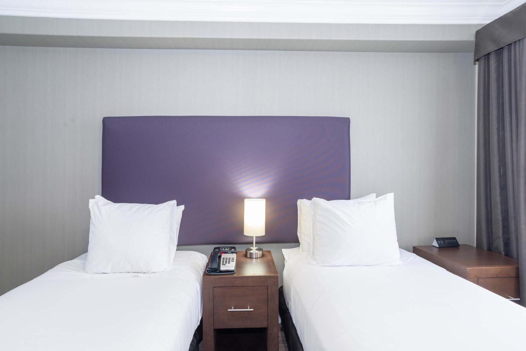 Hotel Sandman And Abbotsford